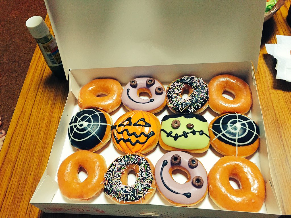 tsucha_nee's tweet photo. HappyHalloween👻🍭
       あ ん ど
HappyBirthday🎂♡ayako. https://t.co/tkLB1Z7E41