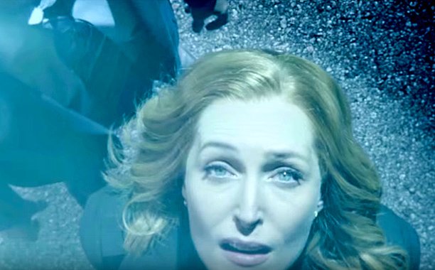 EW's tweet photo. Mulder and Scully are back on 'spooky cases' in new #XFiles teaser: https://t.co/raOmR8lKld https://t.co/wXq3W7f7sW