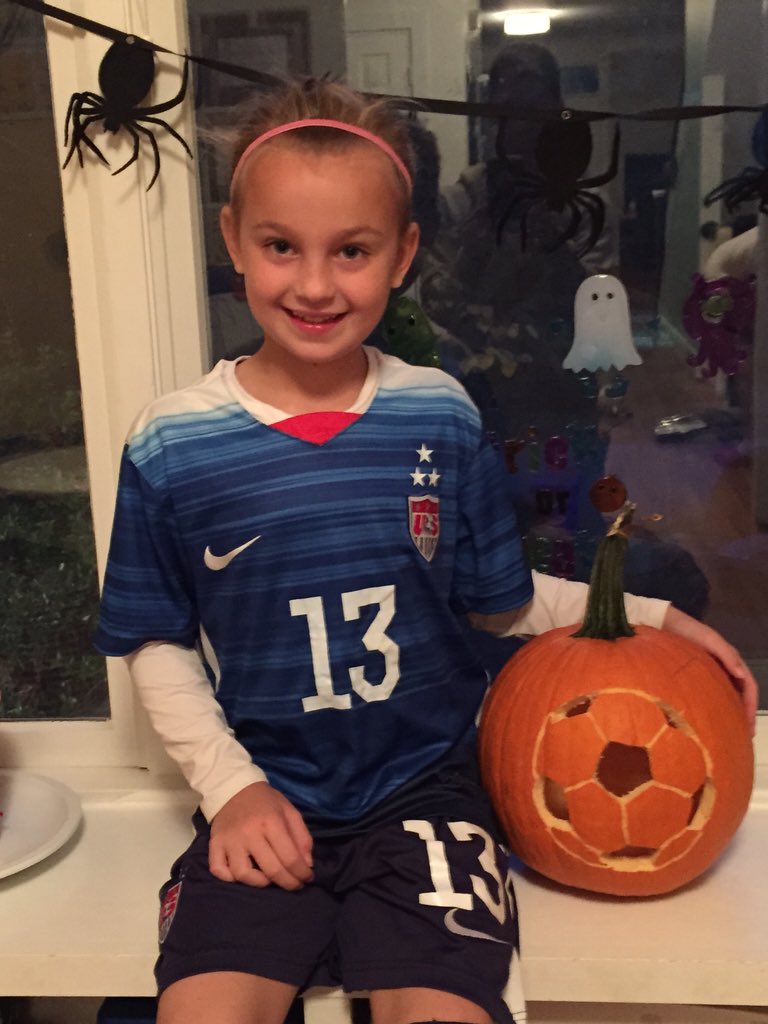 cnleibrand's tweet photo. #HalloweenUSWNT https://t.co/U4yabKoNJ3