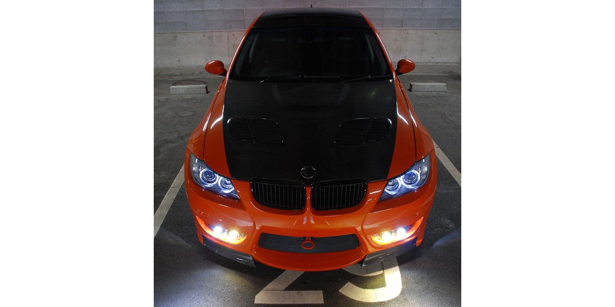 ValenciaBMWCA's tweet photo. Isn't this #E90 just BOOtiful? We thought it was most AXcellent! #FrontEndFriday #Halloween #BMW #BooMW https://t.co/5vS857ds2v