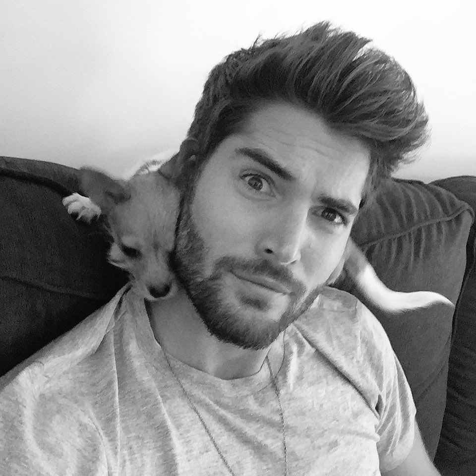 itsNickBateman's tweet photo. 🐒 https://t.co/oLpuH9nHVR