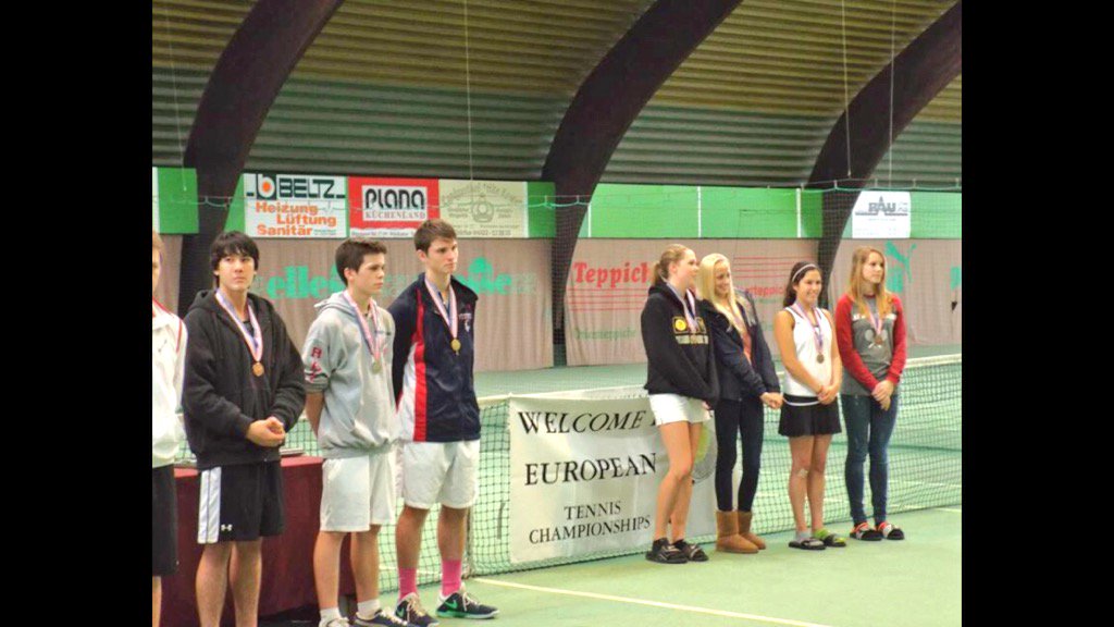 isbtennisteam's tweet photo. TBF! Two years ago! Let's get it done tmrw Anouchka & @FabianSelvik #europeans #isbraiders @isb_raiders https://t.co/7WckupJ95P