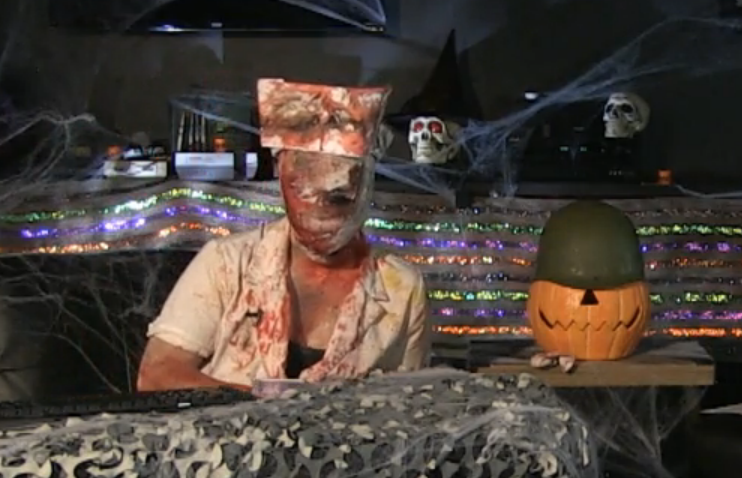 MeatheadMilitia's tweet photo. We're having a #WGScreamStream at the office today! https://t.co/9Nba0mSqEj Stop by for all the crazy. #Halloween | https://t.co/RDkNkylwYR