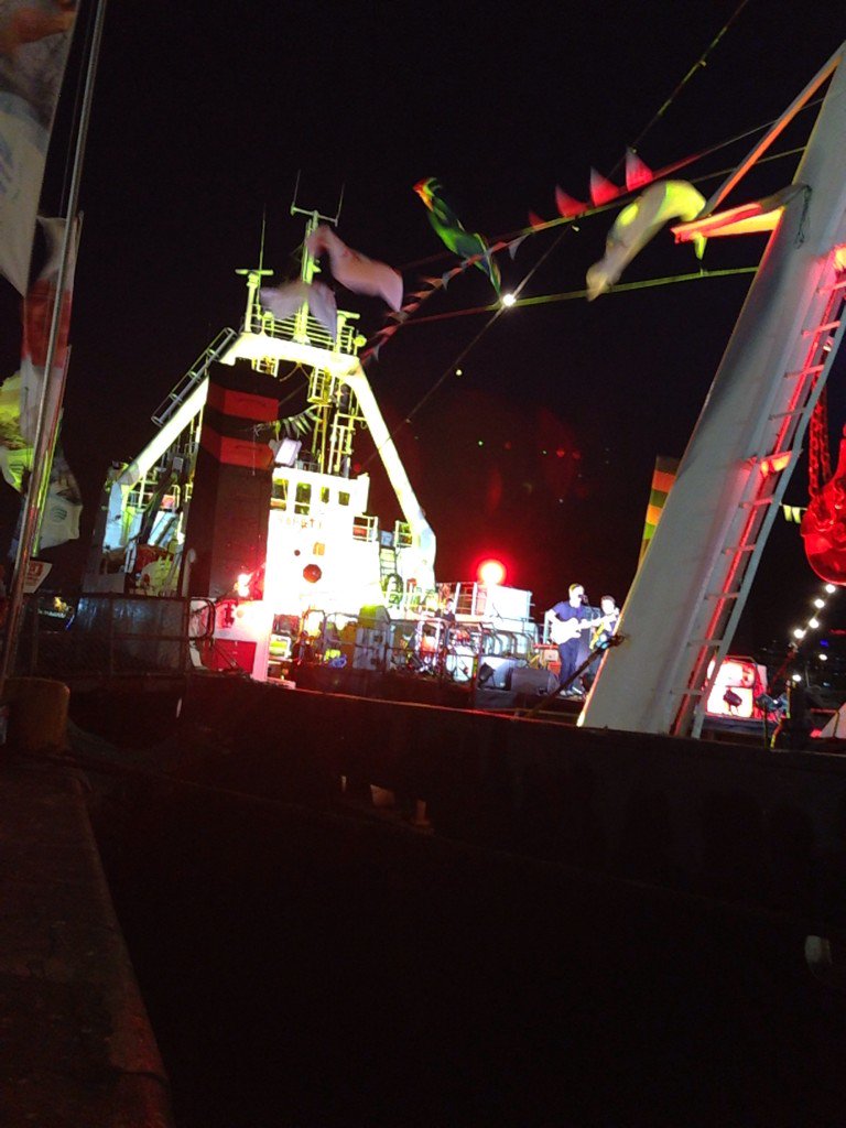 juschatagain's tweet photo. @Beatenberg_Band @VandAWaterfront for the #ClipperYachtRace https://t.co/vRAUcaeYsk