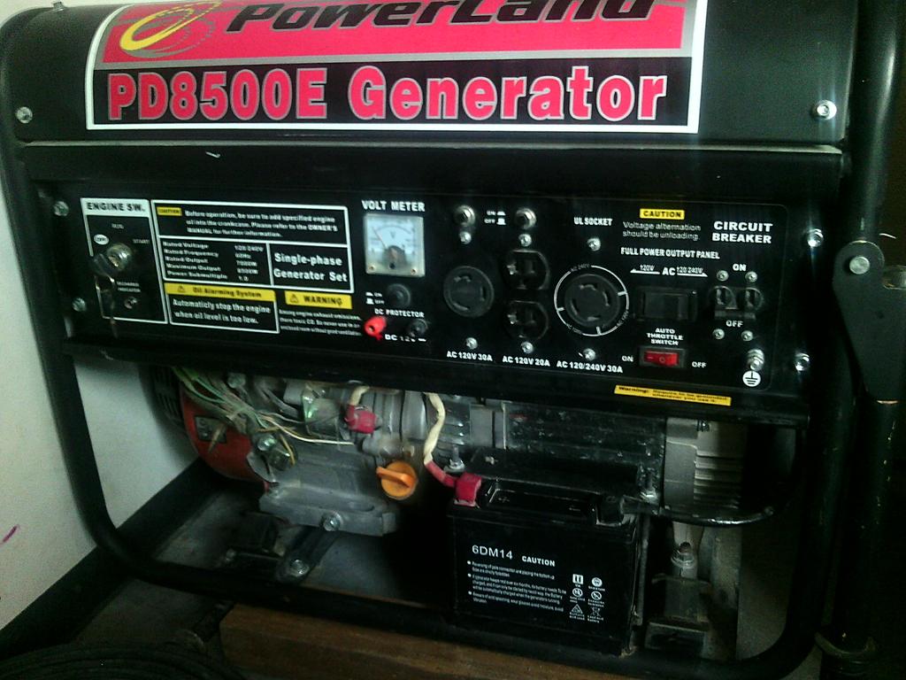 AlheSie7e's tweet photo. @ventasmty #Vendo #Generador #PowerLand #PD8500E #Seminuevo en perfectas condiciones, #Mty #Ventas #VentasMty #Mty https://t.co/diNYyZuCwm