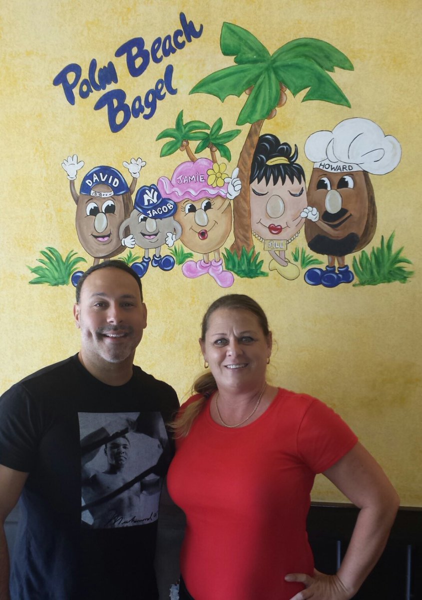 Zaly_Dee3's tweet photo. @MarkVieraComedy @palmbeachbagels @PBImprov Thanx Mark Viera for stopping by Palm Beach Bagel on clematis today https://t.co/z9Z9cN8OVj