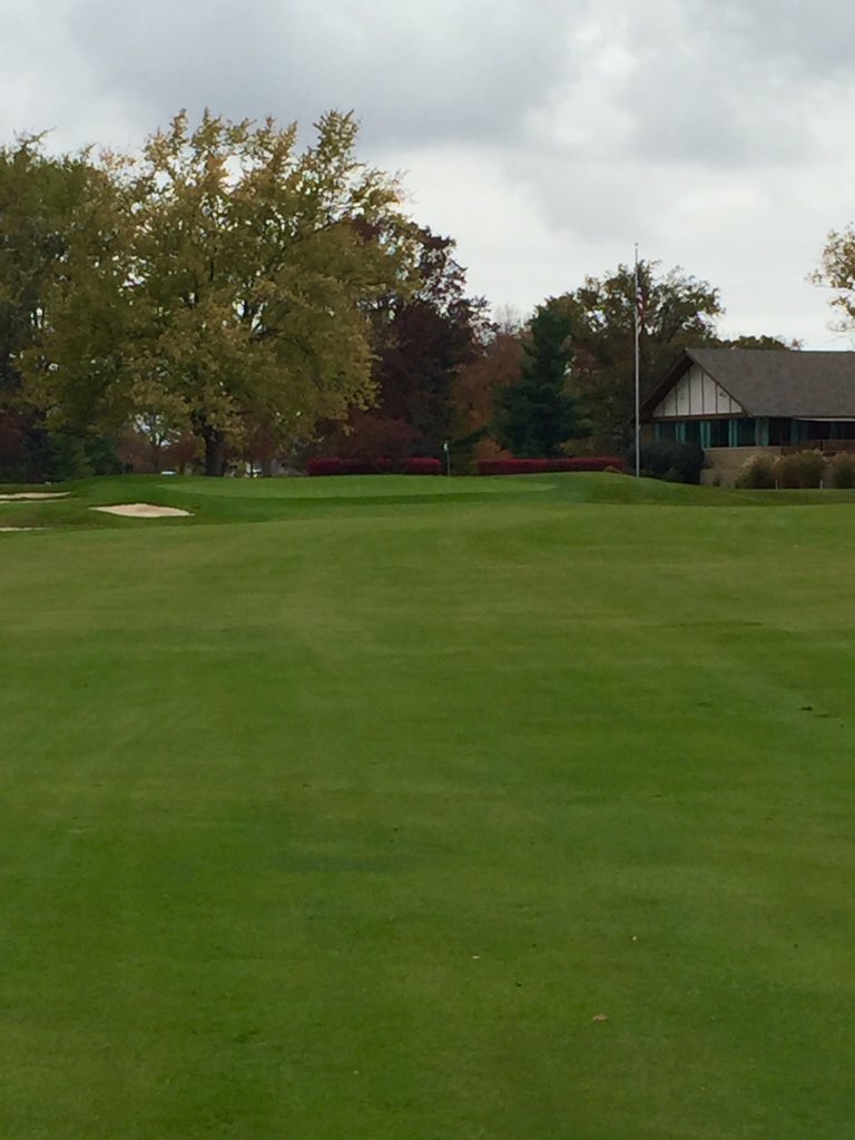 BallStateMGolf's tweet photo. October 30 and this place is in great shape! #DelawareCC #FallGolf https://t.co/JHqR6Pzgd0