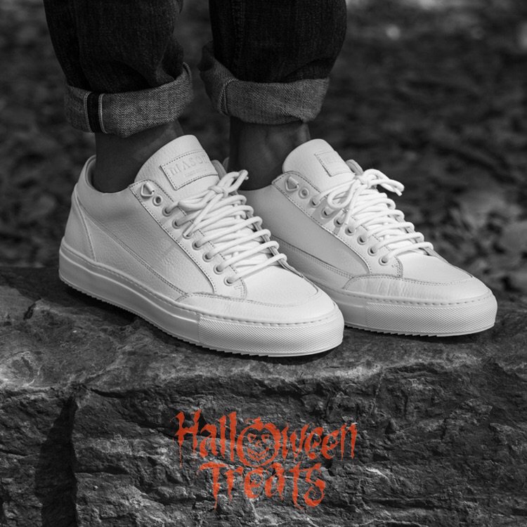 Trick or treat! We offer free worldwide shipping tomorrow, dont miss out! #masongarments #halloweentreats