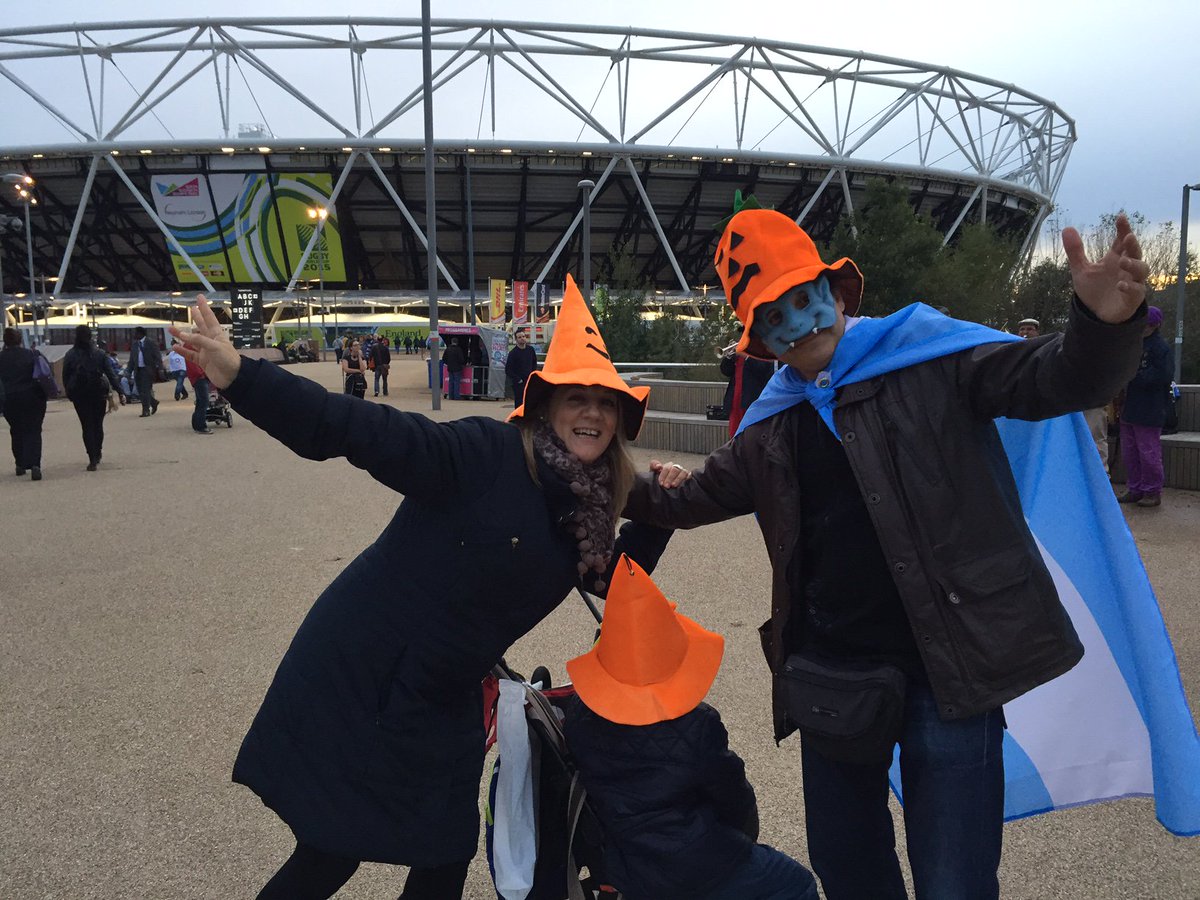 England2015's tweet photo. Great to see so many well dressed #ARG &amp; #RSA fans in the @NewhamLondon Spectator Plaza today #RWC2015. Game on! https://t.co/PH4ro8xsAv