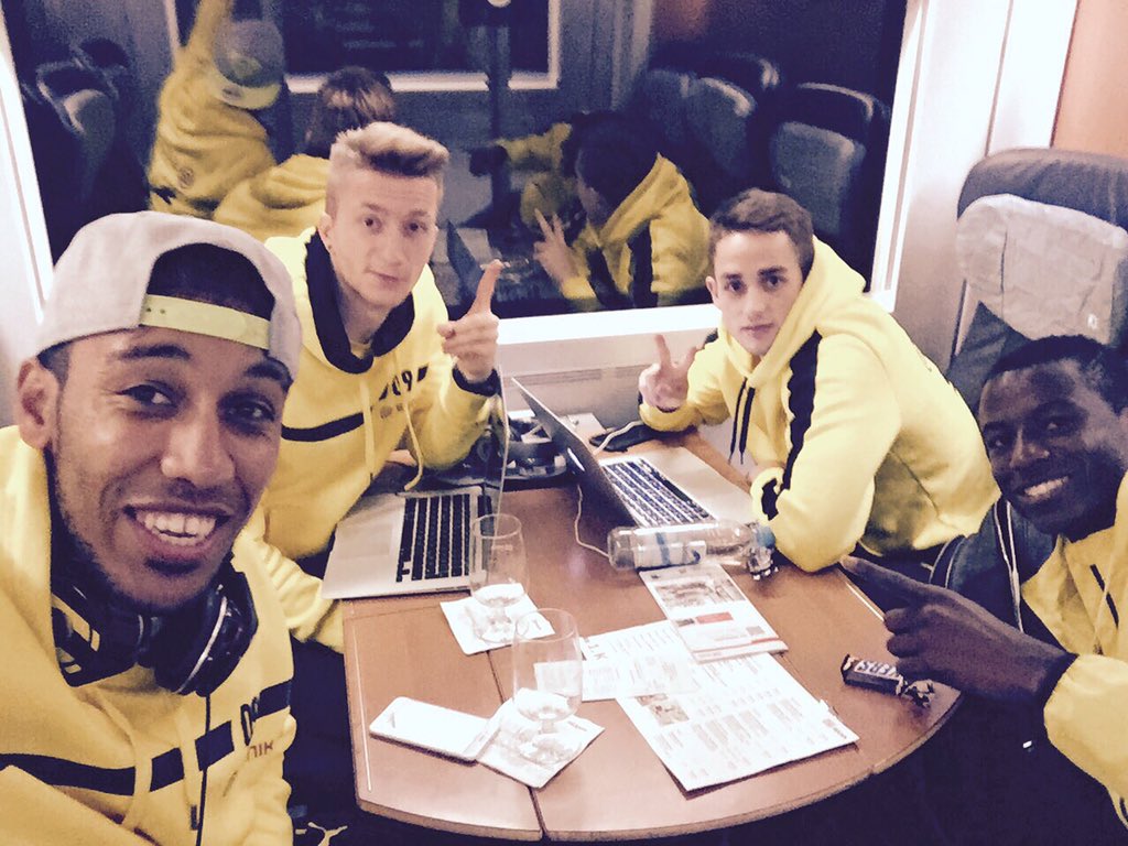 adnanjanuzaj tweet picture