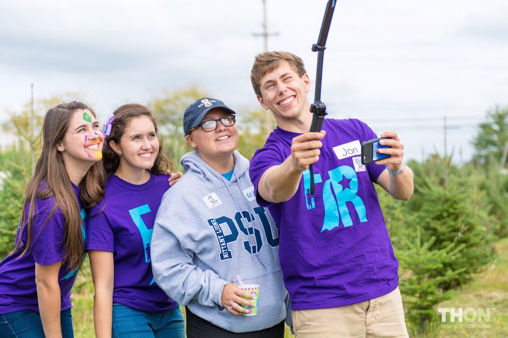 THON's tweet photo. "The human race has one really effective weapon, and that is laughter." – Mark Twain https://t.co/VfT9pZpUAf