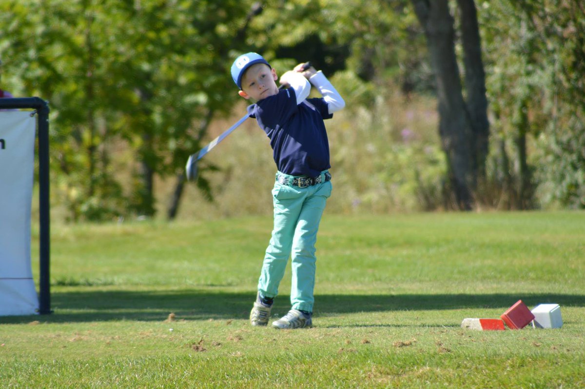 GolfTECToronto's tweet photo. @GolfTEC Take a look at the youngest student @GolfTECToronto Don't we all wish we started this young. @Leds27 https://t.co/EtLcTTrPbt