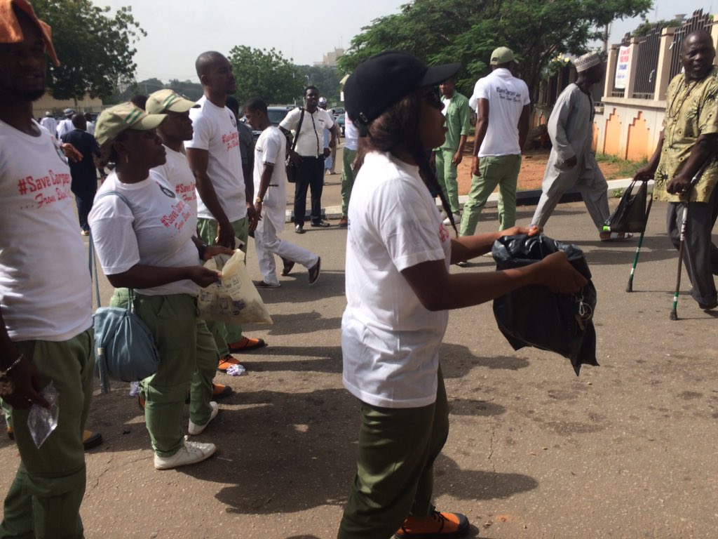 ce_ngwu's tweet photo. Muslim faithfuls donated 104k after prayers at National Mosque today #SaveCorperJoe from Leukemia @Gidi_Traffic https://t.co/75HzXZFBXY