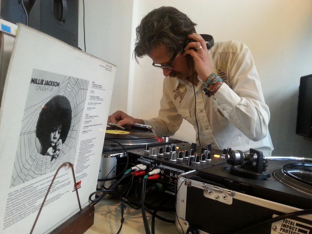 Dave & Lisa Goddard tweet media