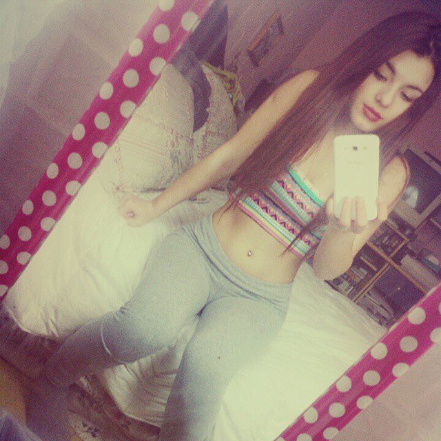 MonikaGrapes's tweet photo. Recien me levanto de la siestaa! Les dejo una fotitooo :) https://t.co/PZOfwNm567
