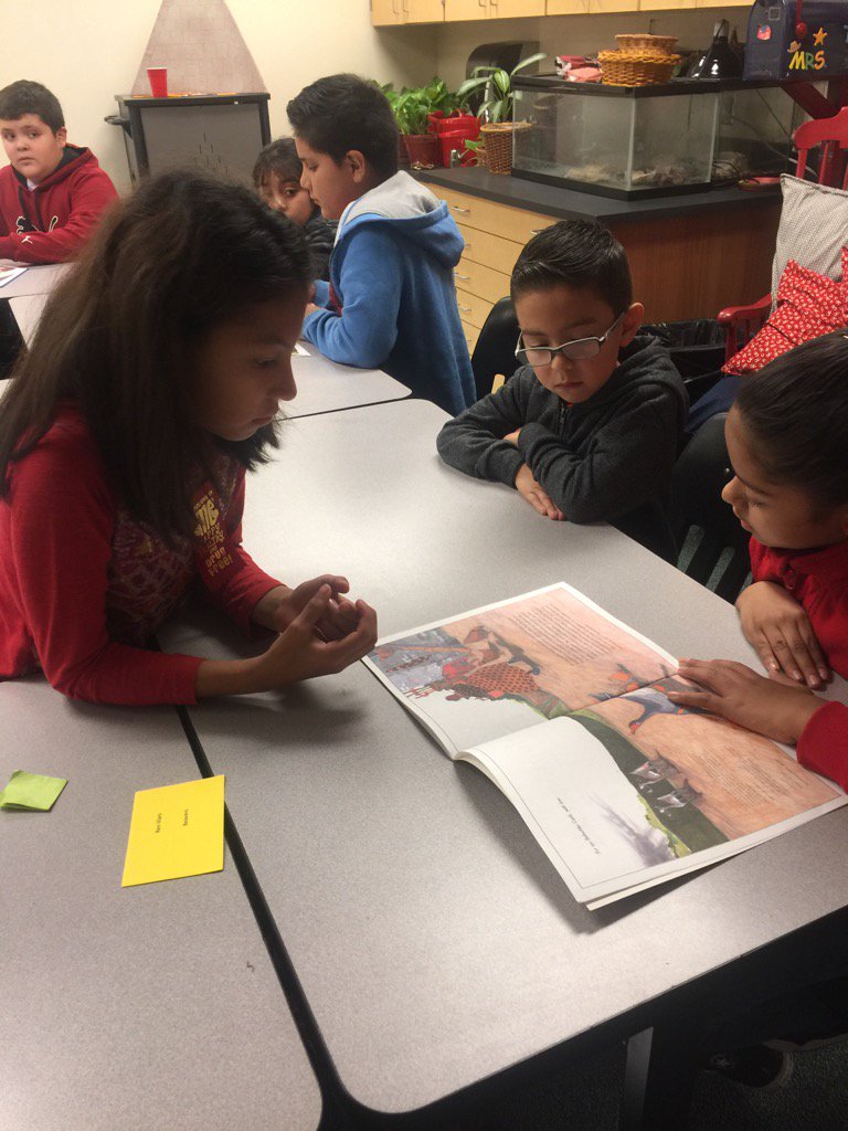 Forman5thGrade's tweet photo. Forman 5th and 2nd Reading buddies #Formanlearns #forman 2ndgrade #formanleaders https://t.co/ZY5G7HKfiY