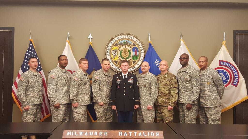 Congratulations SSG Grochowina on your selection as Milwaukee Battalions NCO of the Month!  #NCOsLeadTheWay