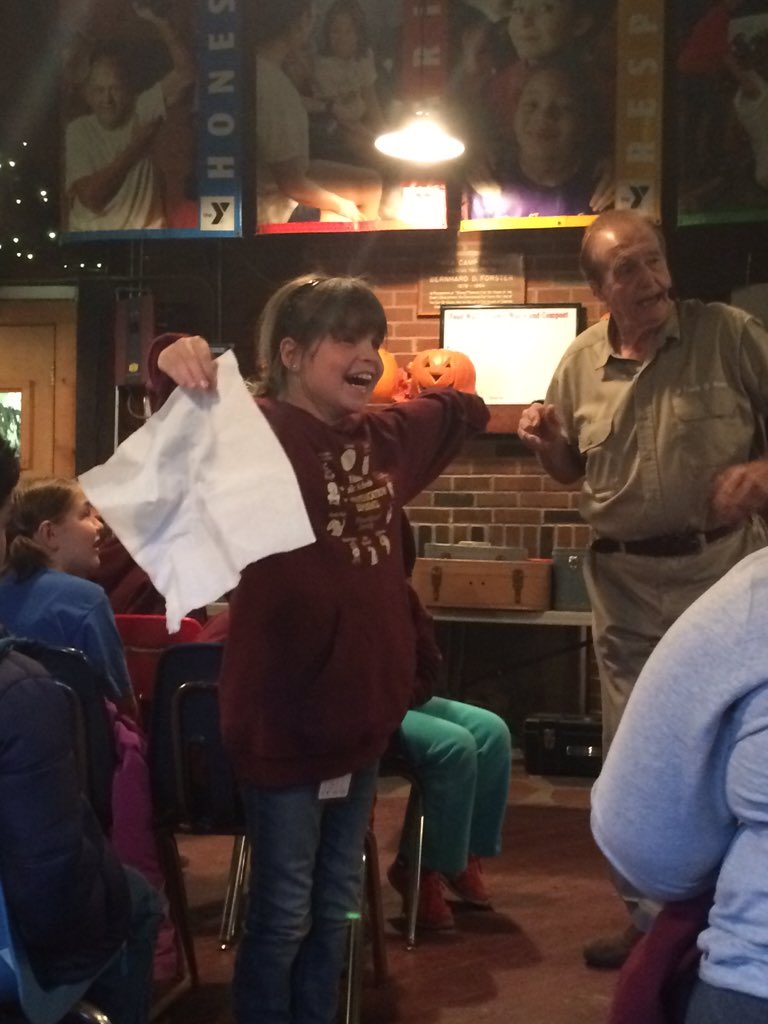 0xEarlineB's tweet photo. Camp Bernie was a blast! @BenFranklinES @MissPetruzzi https://t.co/fIyUnwTaiF