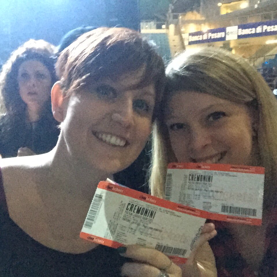 GiadaCalisesi's tweet photo. @CremoniniCesare  Cesena è qui!! https://t.co/FfprXGXb8f