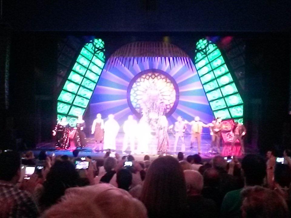 bitterconch's tweet photo. ¡Nos están poniendo a cantar! #SisterActMurcia https://t.co/OSZvqMqs6r