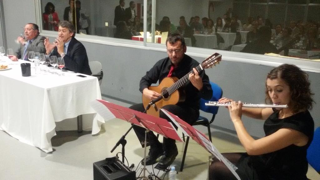 DOCigales's tweet photo. César Saldaña @VinosJerez y Pascual Herrera @DOCigales describen los Cigales acompañados de bandas sonoras https://t.co/bKAEFIFqel
