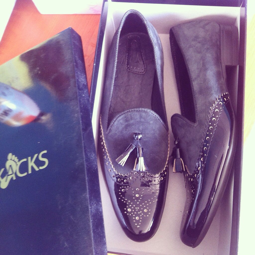 Aminameans's tweet photo. Omg I want one!! 😍 ️RT @jideunconformed: 15% discount, Mention with #KacksbySodi #DiscountMe .. Please help RT https://t.co/nofBWepxv6”