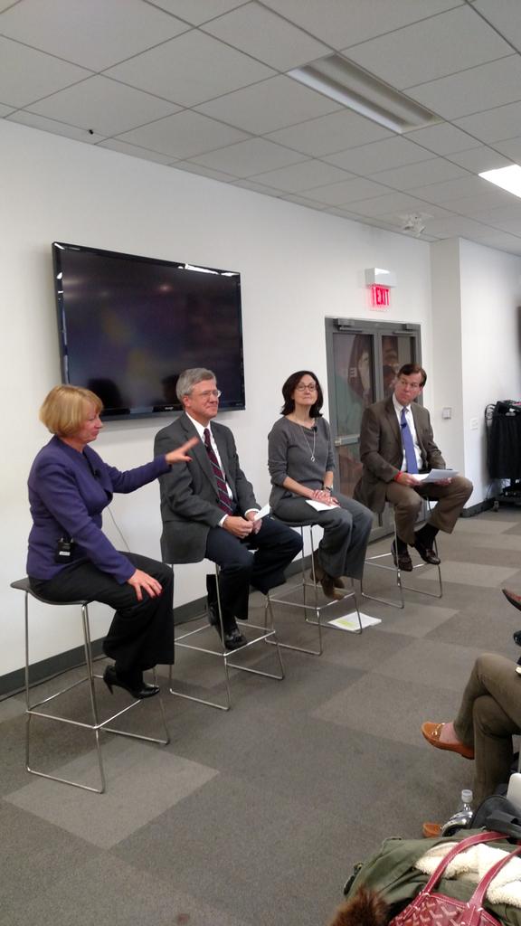 KelloggNetImp's tweet photo. All star panel talking intersection of #socialimpact and private sector to cap off #netimpactweek @KelloggSchool https://t.co/mpDZJwOChG