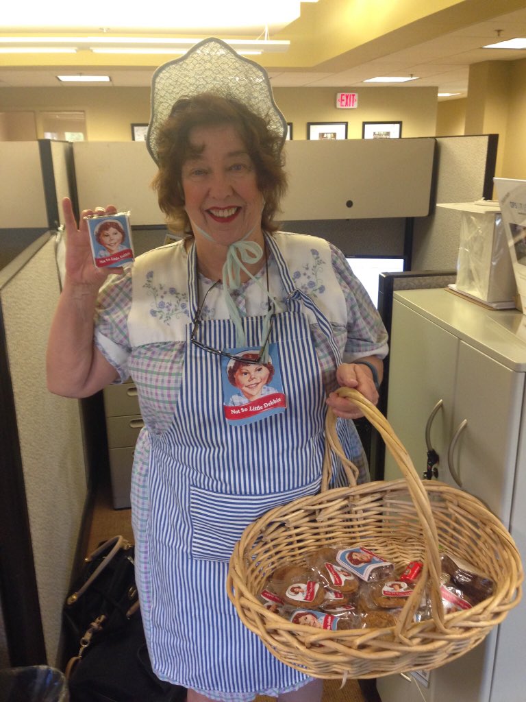 cheeksyoung's tweet photo. @CCCUTED Not So Little Debbie #cccuchallenge #yummy https://t.co/XEGSd4I1Io