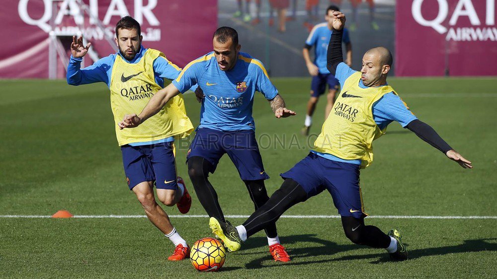 FCBarcelona_es's tweet image. [FOTOS] Las mejores imágenes de la sesión preparatoria de este viernes ow.ly/U38X0