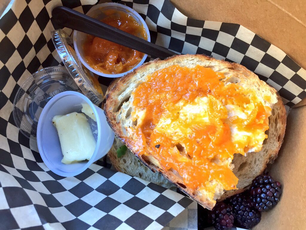 rachelannc's tweet photo. Oakland mornings and a lack of sleep. #awakencafe #soylatte #latte #acmetoast #acme #oakland #uptown https://t.co/sOeptHktsD