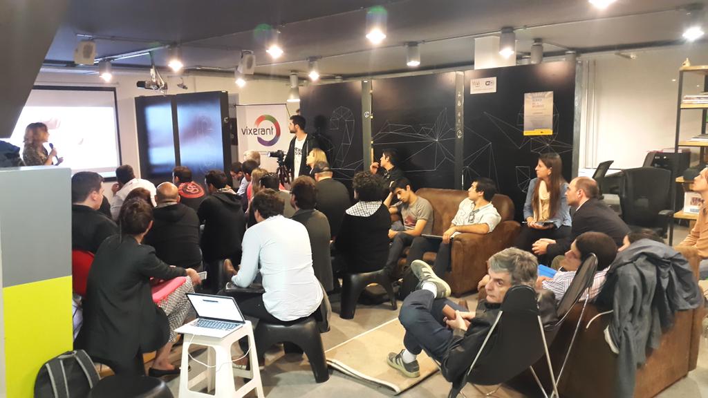 soyluchobolivar's tweet photo. Lean Startup Motion Buenos Aires Argentina #LSMBA #startups #megocios @cata_giacomucci @diego_dacol https://t.co/a2UK093wkg