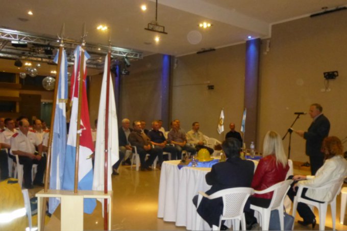 manifiestos's tweet photo. #Sunchales: Bomberos Voluntarios recibió el premio a la trayectoria del Rotary. https://t.co/OAAfv0bWn3 https://t.co/it2w3ml7GJ