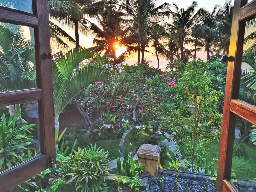 I guess it's time for goodbye #Bali, but first, here's the final sunset from my window at <a href="/Tuguhotels/">Tugu Hotels</a>