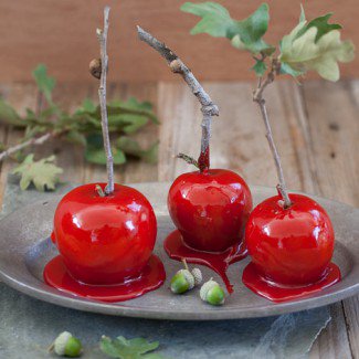 butterballfarms's tweet photo. It's #Halloween so we're making candied apples! https://t.co/mZo3Ue9Yl5 via @BoldWithButter #HappyHalloween https://t.co/WQVaUiFYYi