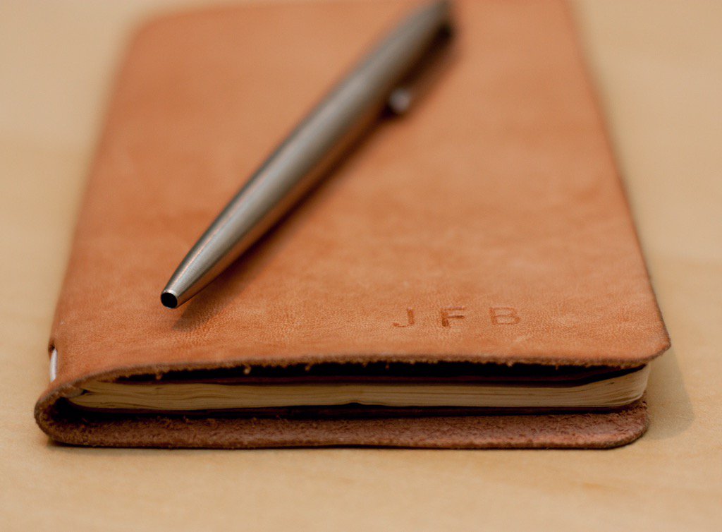 AwlAndThread's tweet image. FREE monogramming for the entire month of November. Christmas is right around the corner. (Cough) 😆