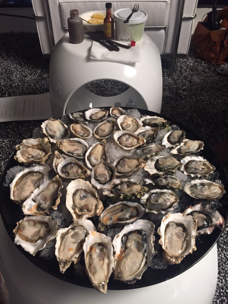 JeremyClarkson's tweet photo. The perfect lunch https://t.co/OCMAYiXM5L