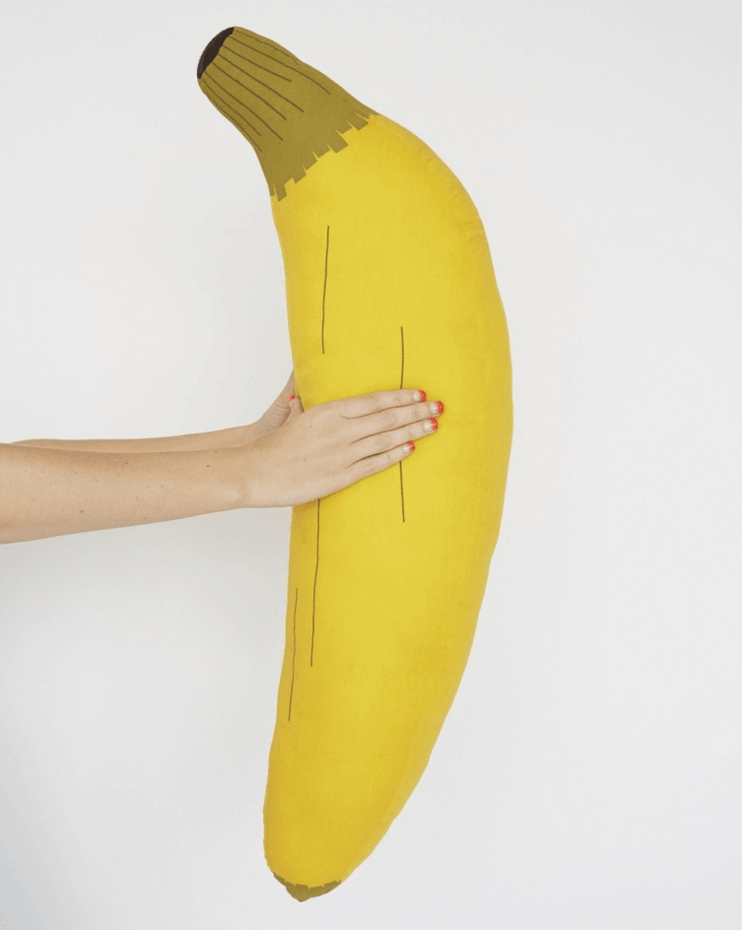 makersrowstore's tweet photo. This hand screenprinted cotton banana pillow adds quirkiness to any space https://t.co/S718IWESSw https://t.co/iDhQpsR7CY