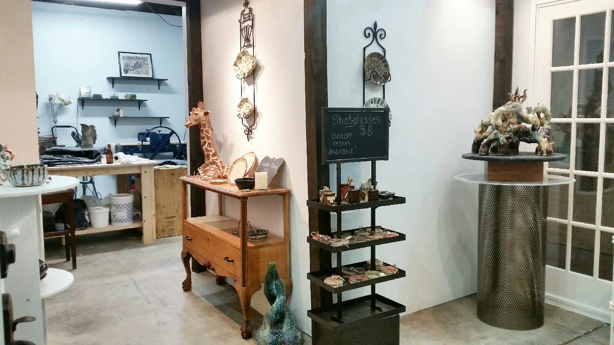 aundinwilson's tweet photo. A peek into the "gallery" space of my studio https://t.co/rE4ncNvVif
