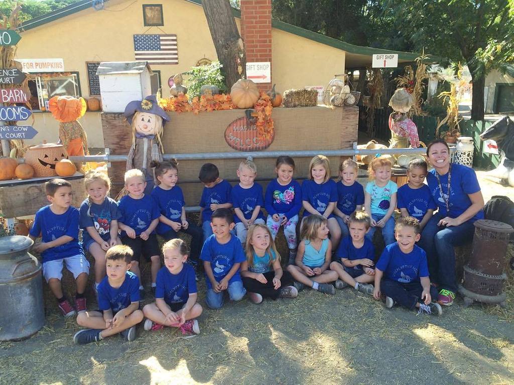 kaymlittle's tweet photo. Mrs. Speedie's TK class enjoys a trip to Oma's Pumpkin Patch today! #EHLearns #LUSD by lakesideunion https://t.co/t8uSUs0lhZ