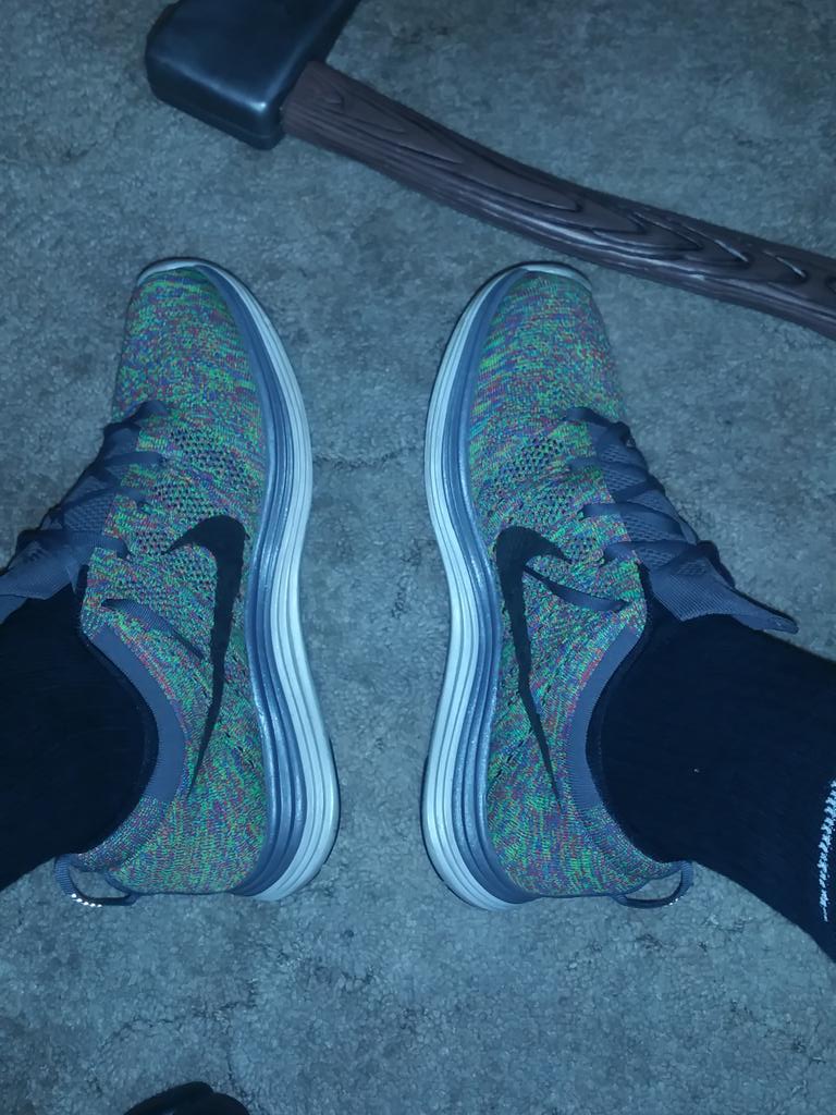 akaTedward's tweet photo. #KOTD #highoffkicks #flyknitfriday #nike #lunar1 #multicolor #freshkicksserveddaily #hashtag https://t.co/OJUmUueU2A
