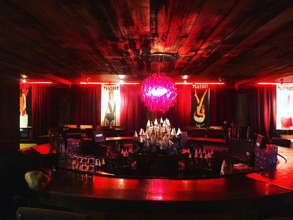 It's about that time ... #mktboston #themansion 🐰🐰