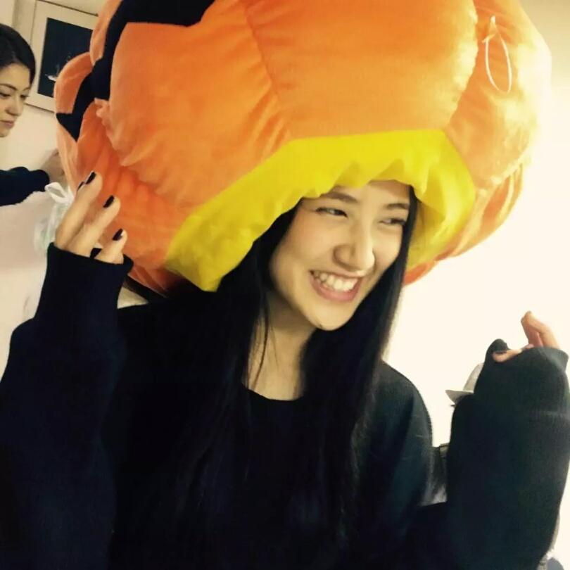 Reina12W's tweet photo. Happy Halloween🎃 https://t.co/m63fvJxxDD