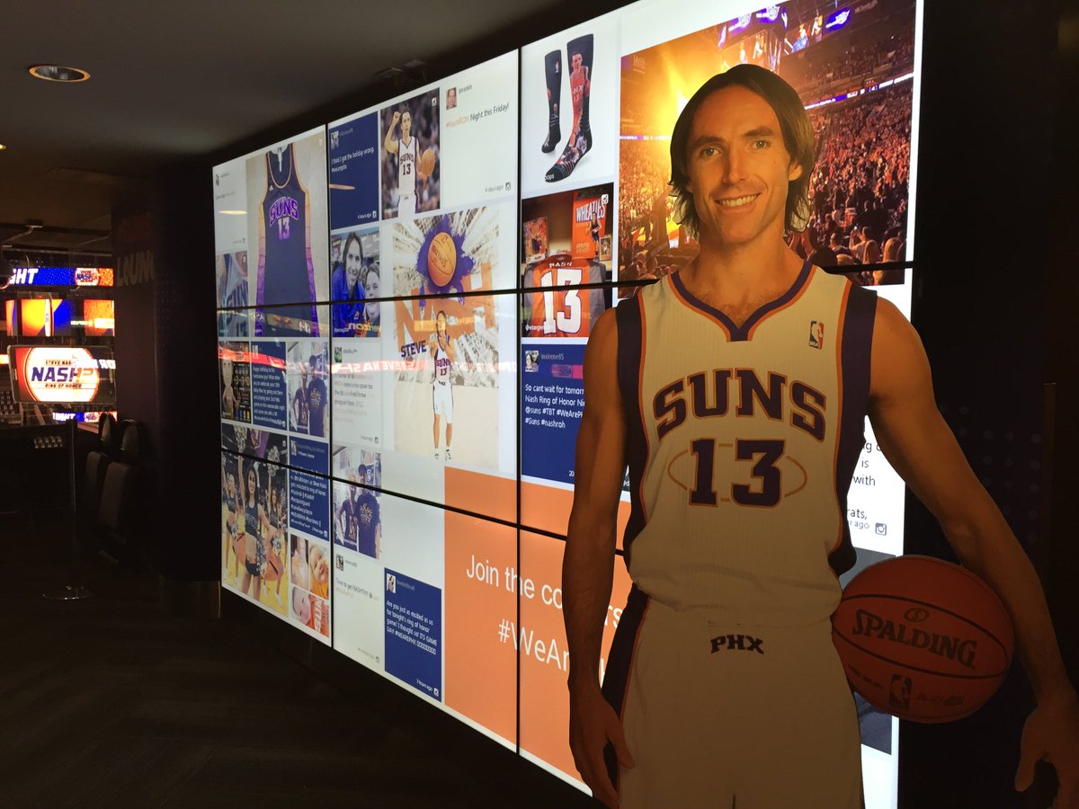 Suns's tweet photo. Here for #SunsVsBlazers? Check into @TSRarena on FB &amp; show your phone in the new @SunsLounge. First 50 win a flag! https://t.co/hffcaw3KmS