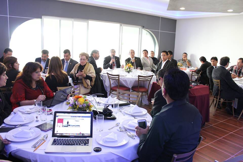 En comida de Consejo <a href="/CANACOPUEBLA1/">CANACO PUEBLA</a> en la <a href="/uvm/">Locky</a>