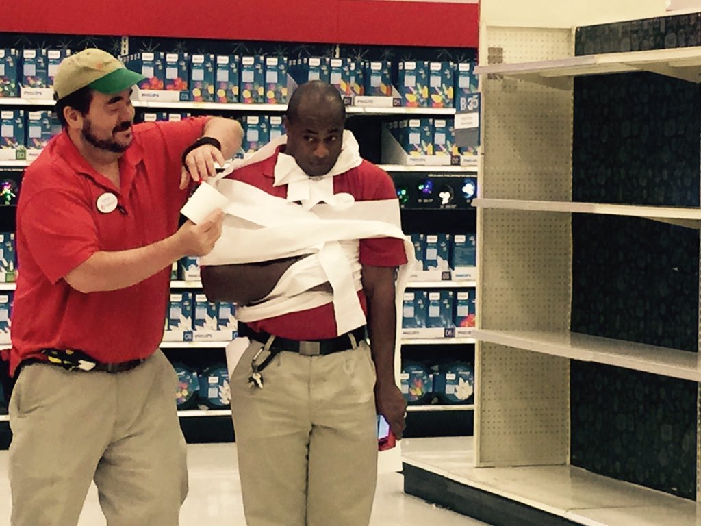 We are 🎃 ready!Mummy fun @ T1458 @iBryRobertson @DonnaHerrera2 @Jonathan_SYoung @kev_frm_target