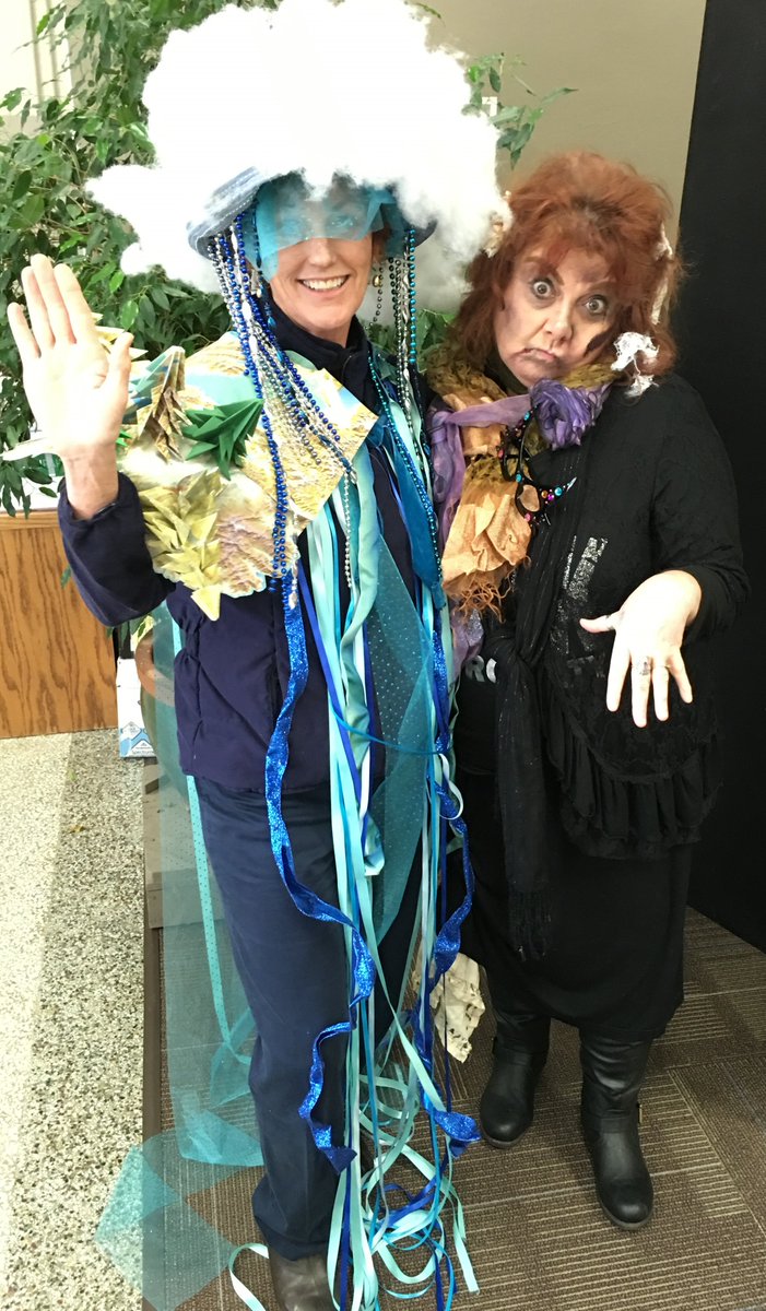 TheExchangeBoss's tweet photo. Protecting the aquifer from toxic waste! @KootenaiEnviro by #JanetTorline from #Junk2Funk
@ExchangeSpokane w/Deborah https://t.co/V1c2iIHCYo