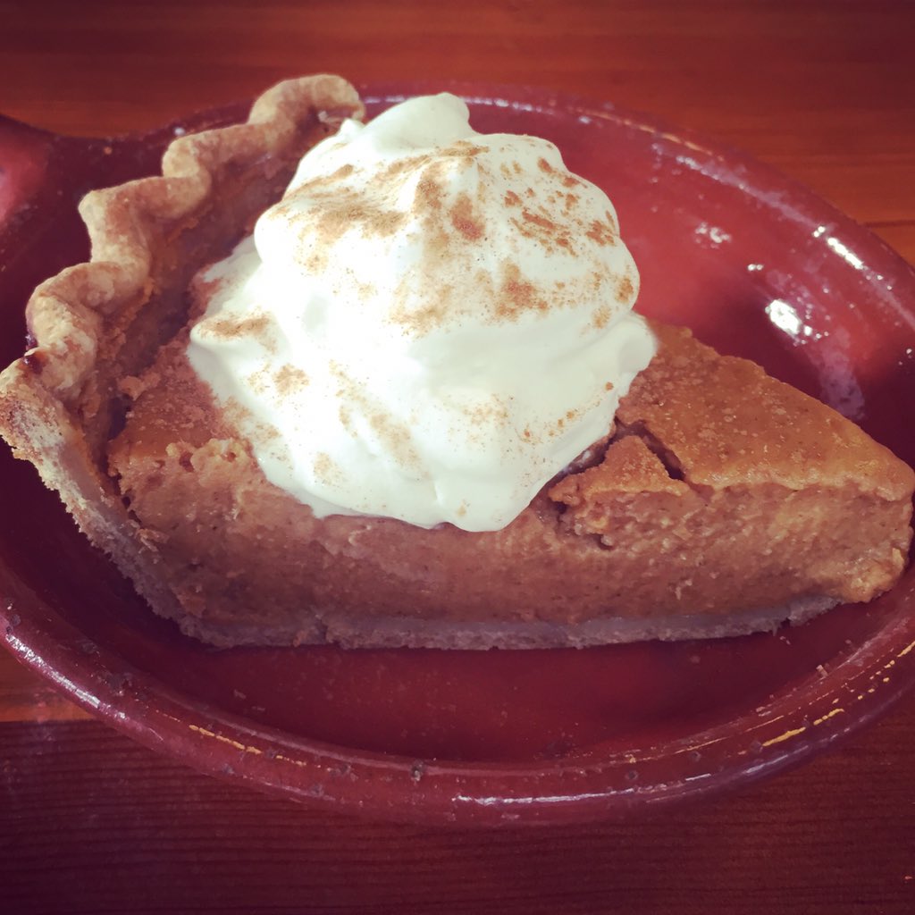 SunlightCafe's tweet photo. Feeling Autumnal? Bop by for some Pie! Serving our #sweetpotato #veganapplecrunchtop and others. #seattlevegetarian https://t.co/lHnd98Br4o