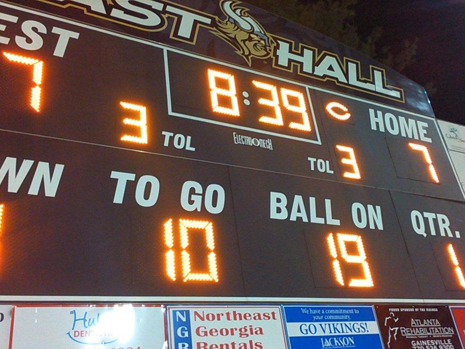 FetchYourNews's tweet photo. C.Ware huge return sets up a J.Roper TD Fannin 7 - E. Hall 7 8:42 1Q https://t.co/DOC2bvIhky