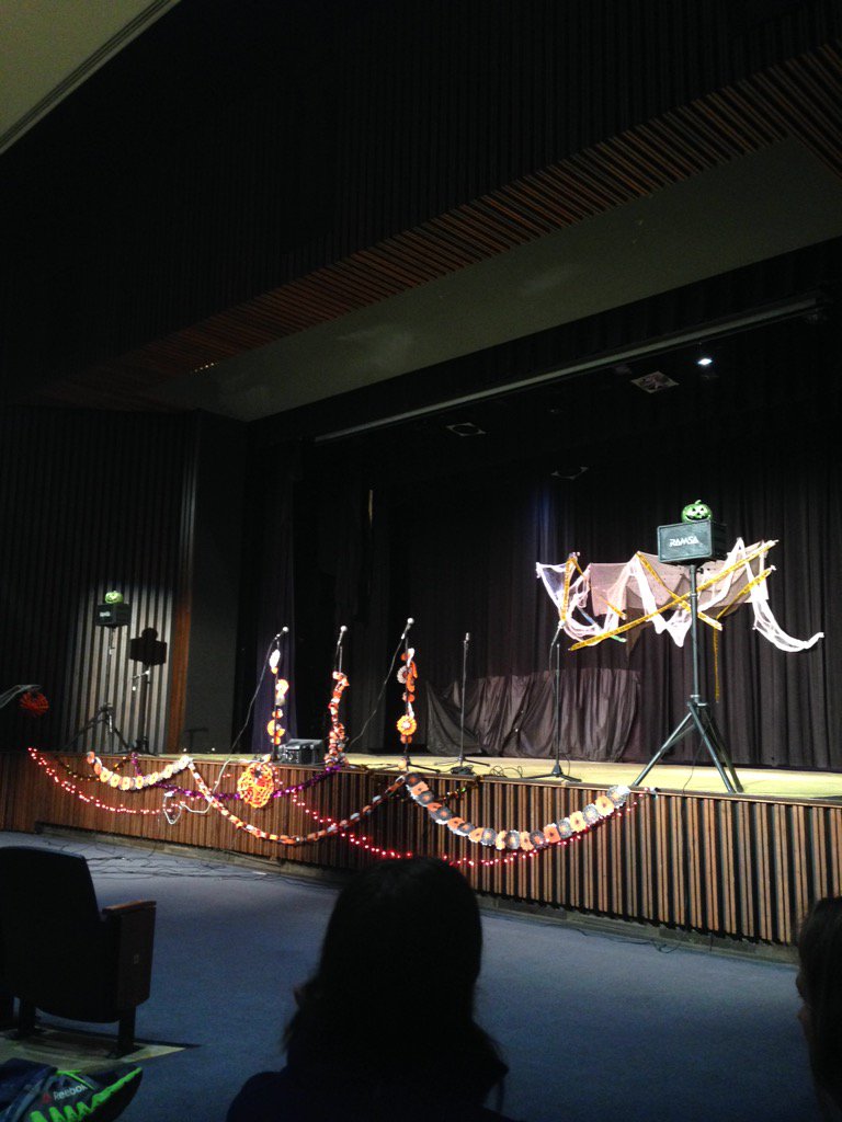 Can't wait to hear all of Pitt's acapella groups at Pitches and Tones' Witches and Bones!