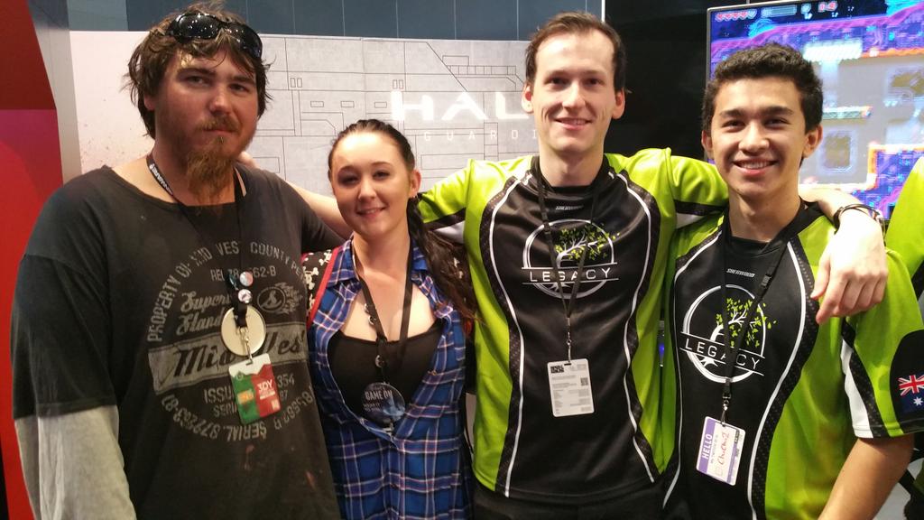 ASUSAU's tweet photo. @OCECarbon & @ChuChuZs just caught up with @AkortaIsOP & @Viesterisabeast thanks guys! #LegacyTakeOver #PAXAus2015 https://t.co/UDGGpGyJBE